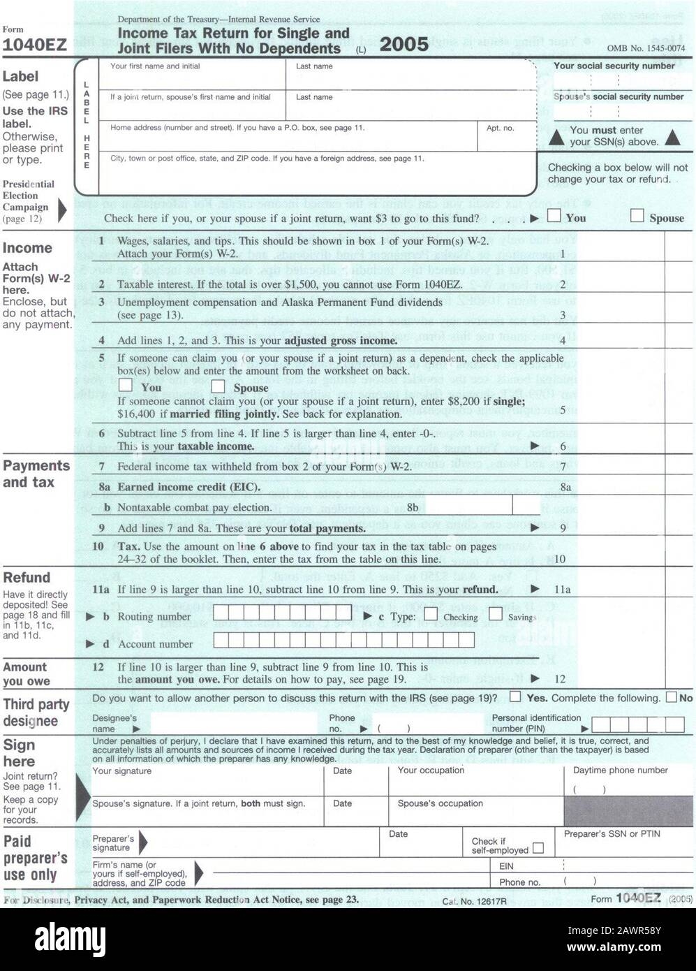 Form 1040EZ 2005 Stock Photo Alamy